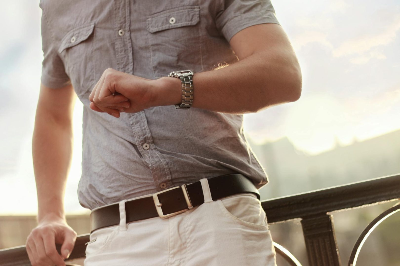 Poți avea un Rolex, Cartier sau AP pe încheietură mâine – află cum pe Inchiriaza Ceas